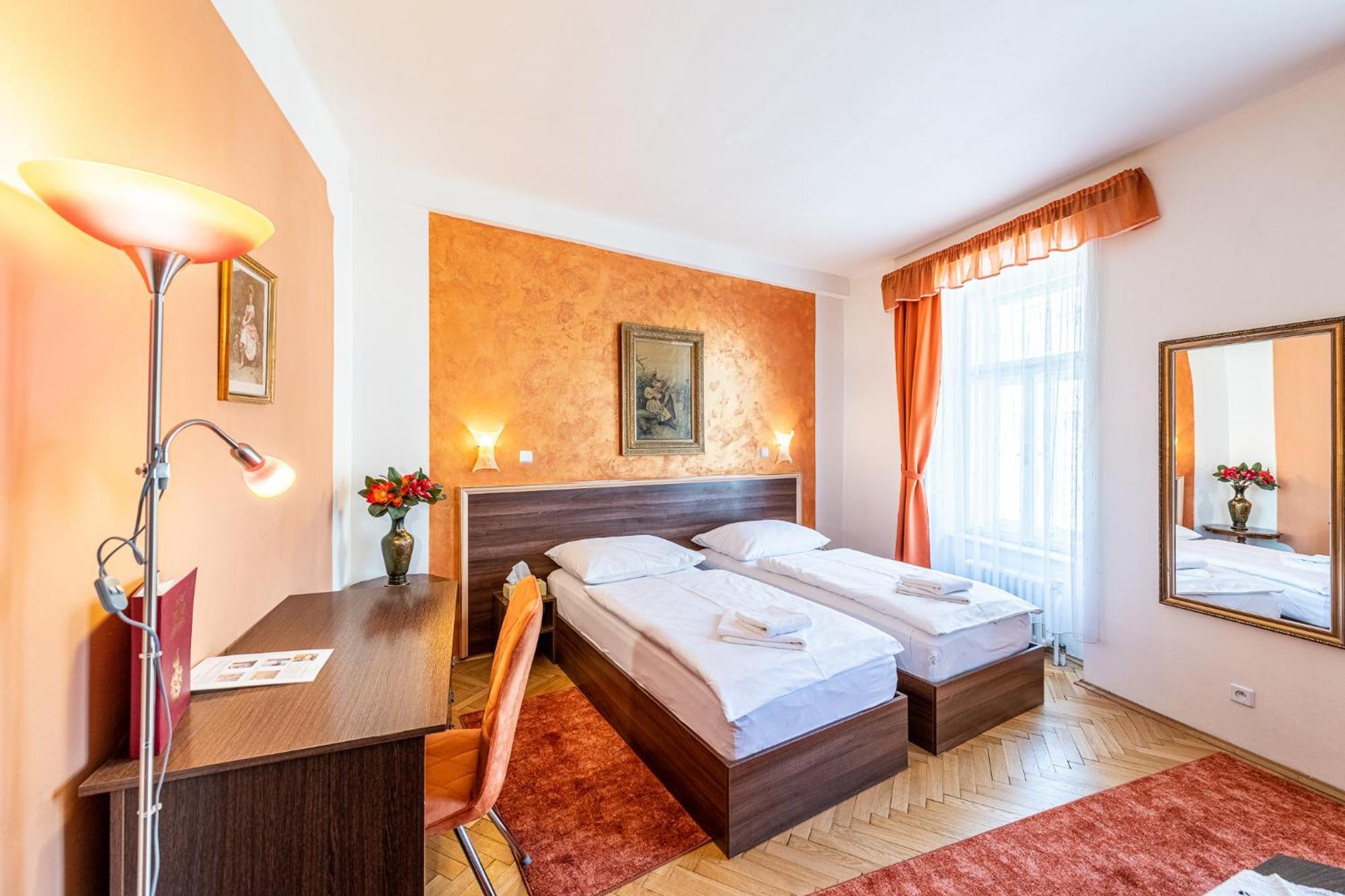 Hotel Trumf Mladá Boleslav المظهر الخارجي الصورة