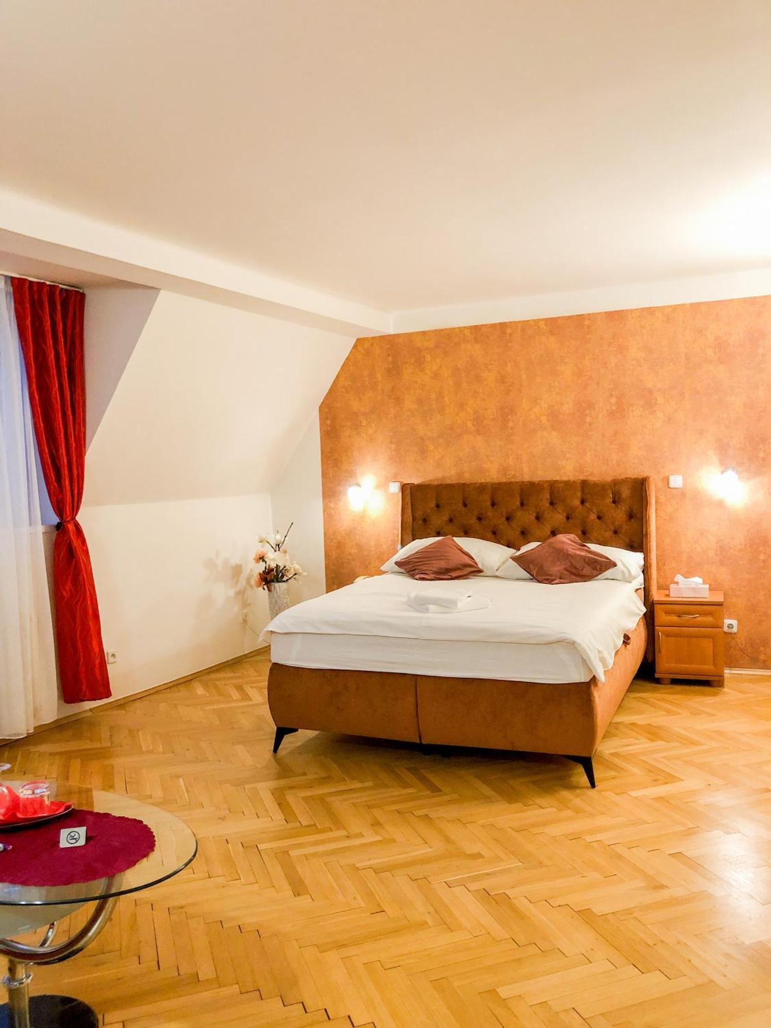 Hotel Trumf Mladá Boleslav المظهر الخارجي الصورة
